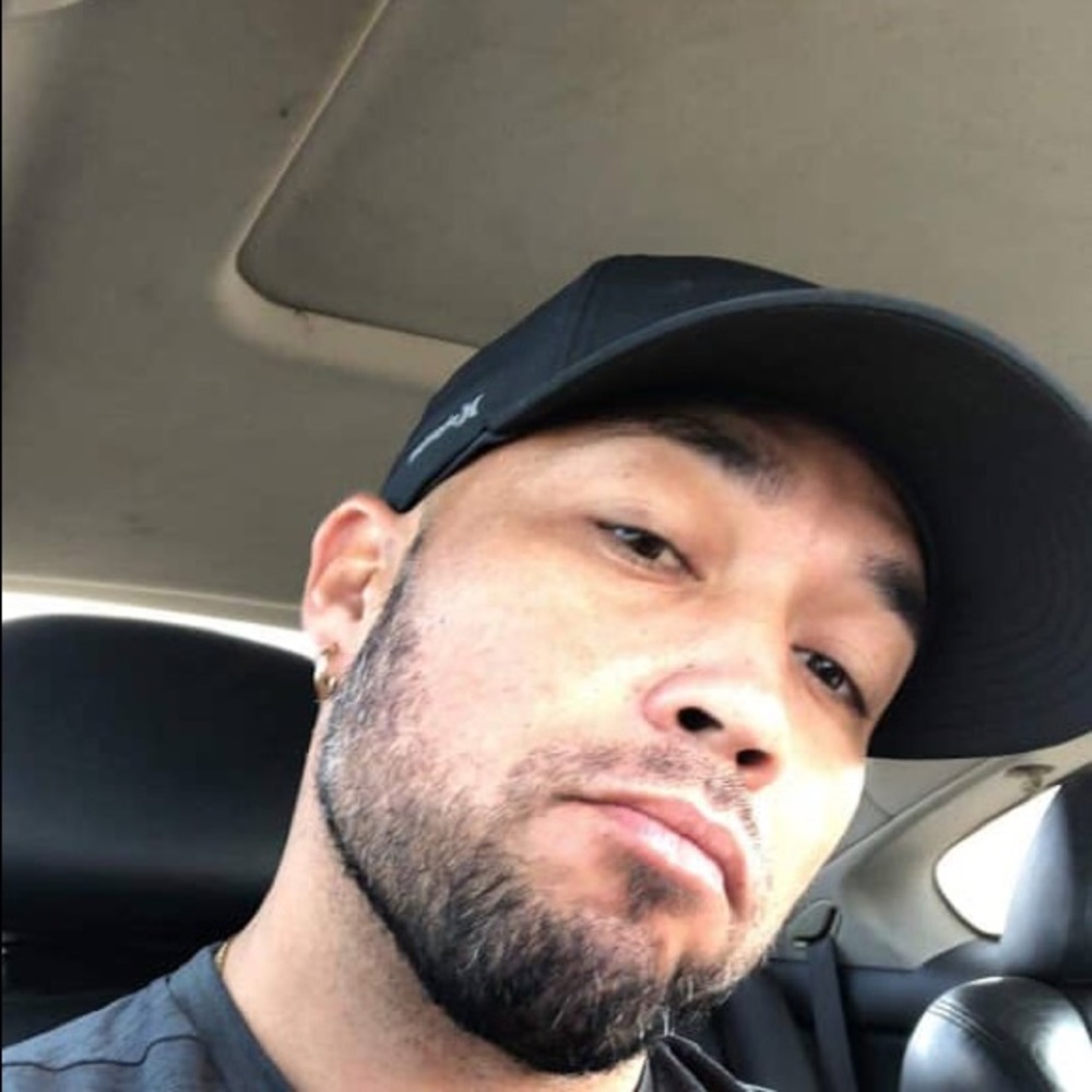 Meet your Posher, Luis